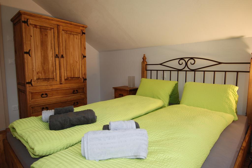 Feriendorf Uorsin Scuol Zewnętrze zdjęcie